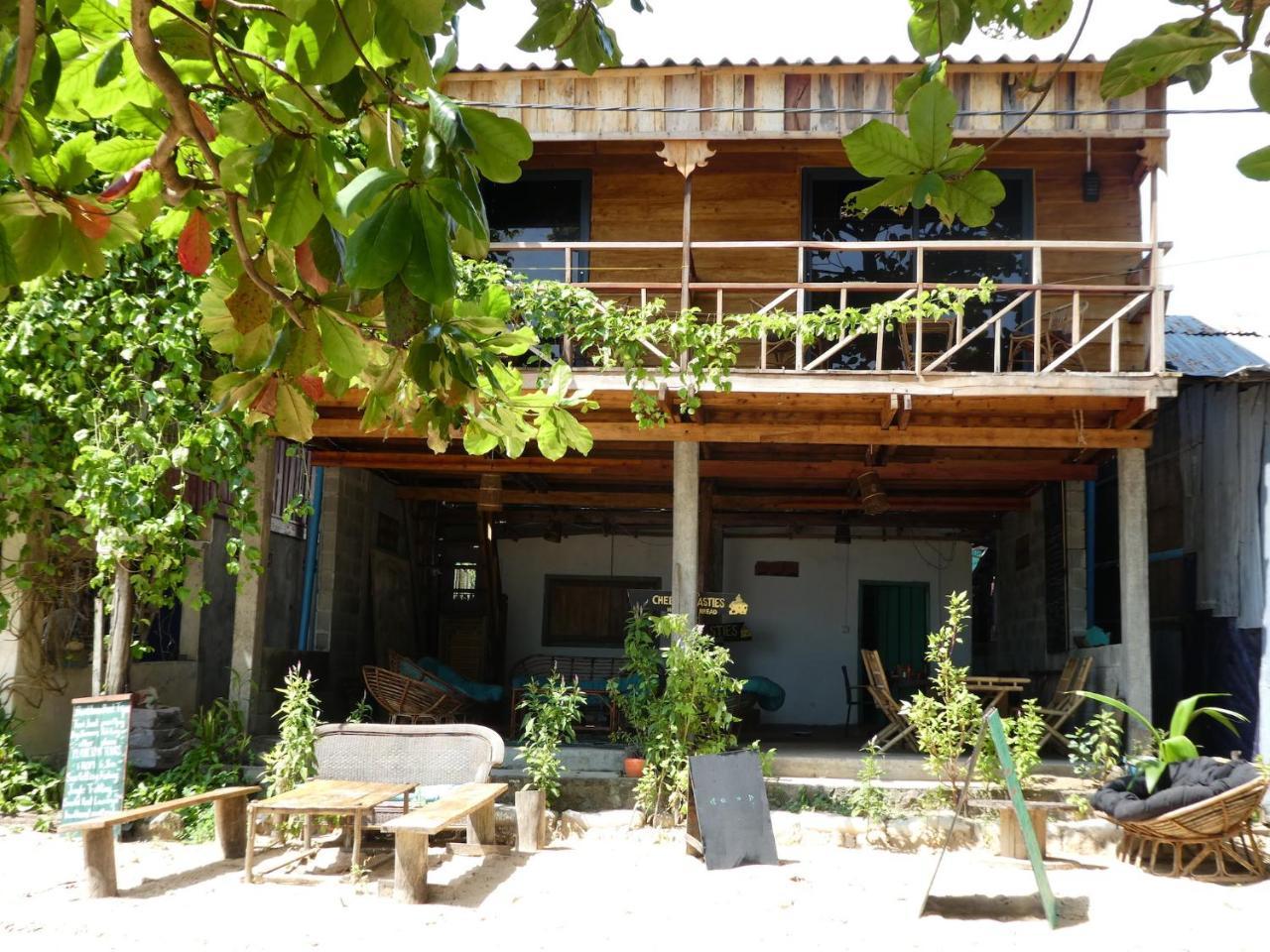 Lost And Found Bed & Breakfast Koh Rong Sanloem Luaran gambar